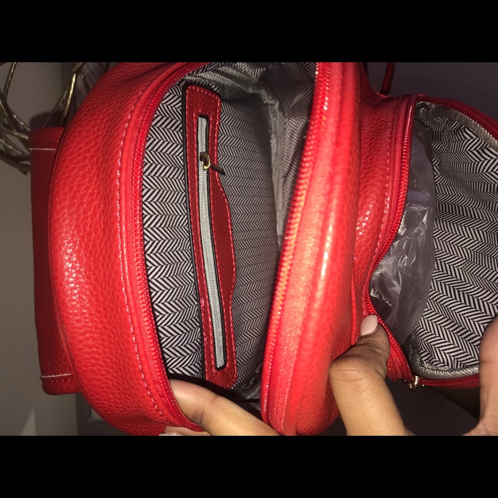 Red Backpack - image 4